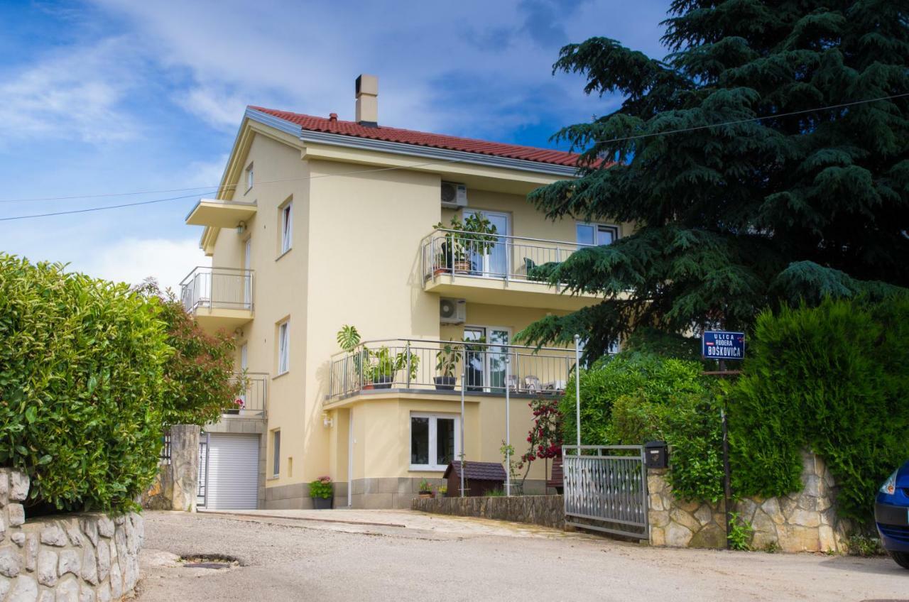 Villa Diogenes Малинска Экстерьер фото